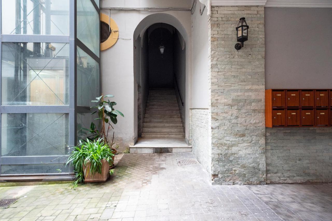 شقة Casa Donna Aiuola نابولي المظهر الخارجي الصورة